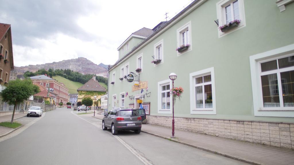 Eisenerzer Hof Hotel Buitenkant foto